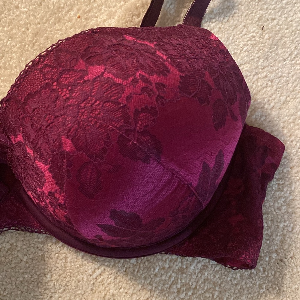Torrid 40DD underwire lace bra great condition! - Picture 2 of 7